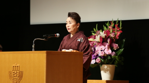 H. I. H. Princess Tomohito of Mikasa, made a congratulatory address<br/>
<br/>
<br/>
