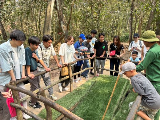 Visit to Cu Chi Tunnels<br/>
<br/>
