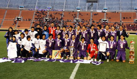 2010年に51年ぶり2回目の大学日本一を成し遂げたサッカー部(当時)。2年ぶりの優勝が期待される