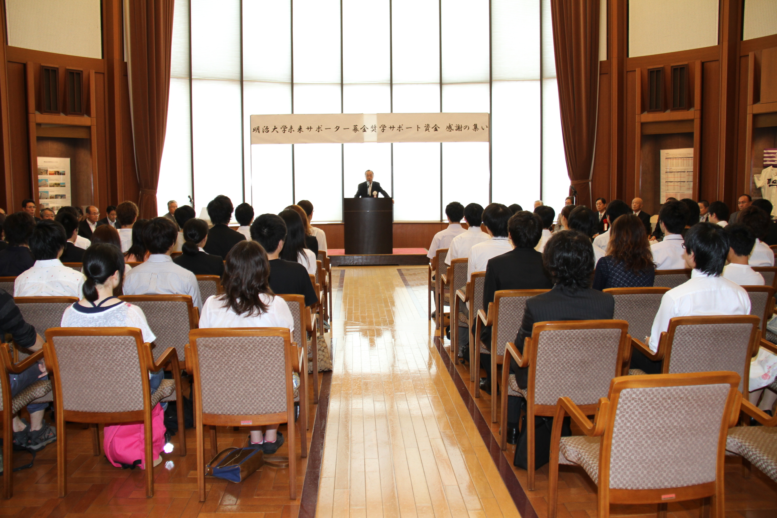 寄付者と奨学生が直接気持ちを伝え合いました