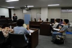“Preparation” by professionals before observing court procedures. (Meiji University mock court)