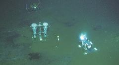 Monitoring devices on the ocean floor (from the survey in the 2013 academic year)