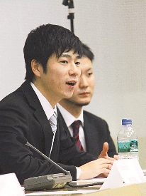 Tsumita participates in the panel discussion
