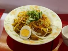 Burmese-style Noodles with Kinako
served at the cafeteria on the Izumi Campus