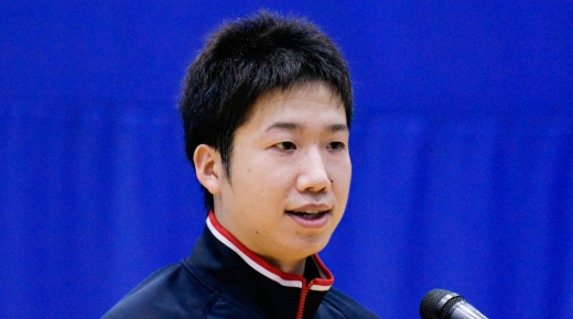 Mizutani taking part in the “Dream Game” alumni exchange match