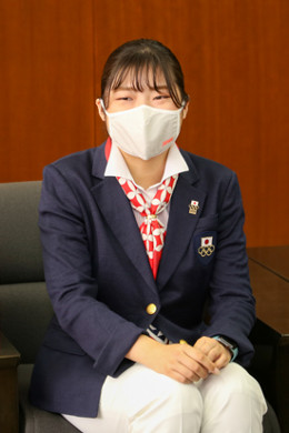 Hirata reflecting on her efforts at the Olympics<br/>
<br/>
<br/>
