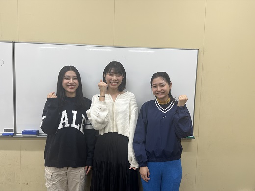 (From left) TAKAGISHI Mao, YAMATO Yuma, HATA Yurie<br/>
<br/>
<br/>
