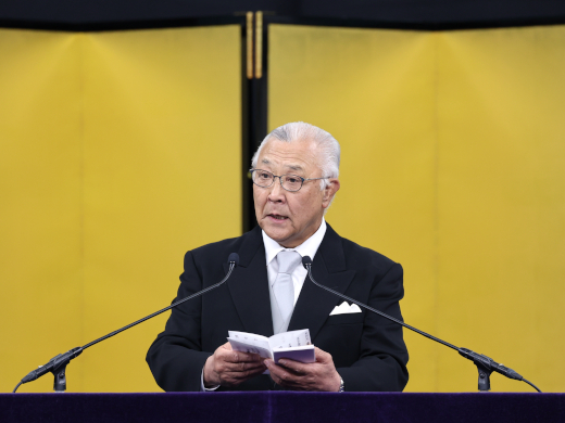 President Dairokuno delivers a commencement address<br/>
<br/>
<br/>
