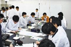 With the support of graduate students, the high school students felt connected to each other through mathematics