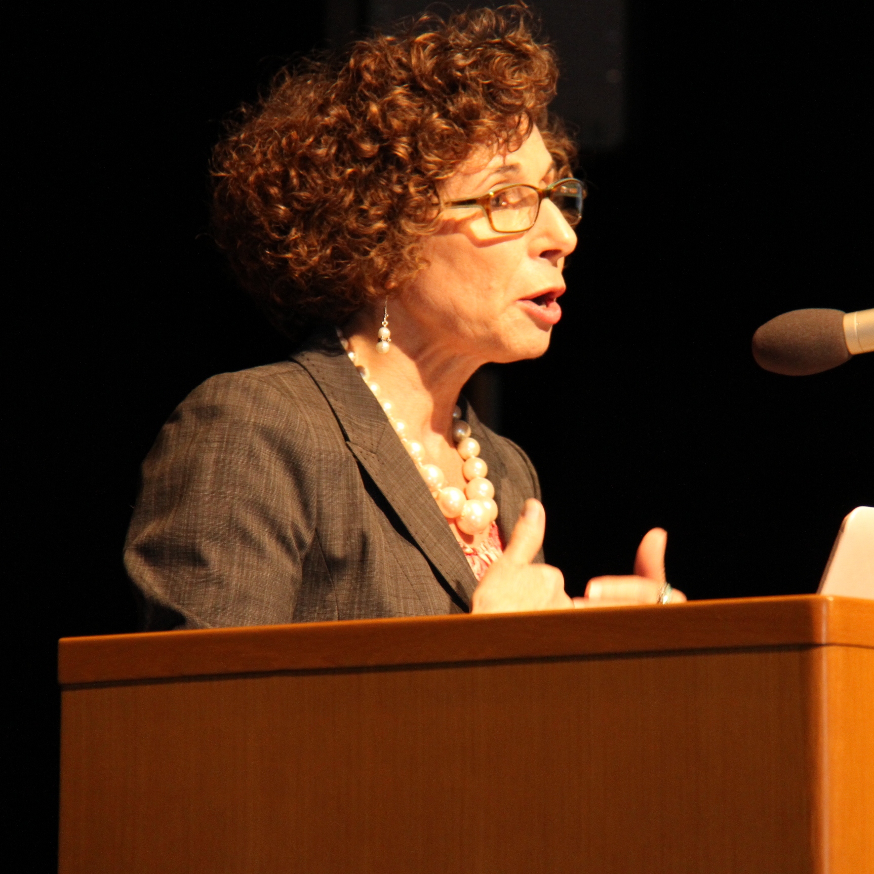 Susan Kahn Director Office of Institutional Effectiveness; Director, Indiana University-Purdue Unive