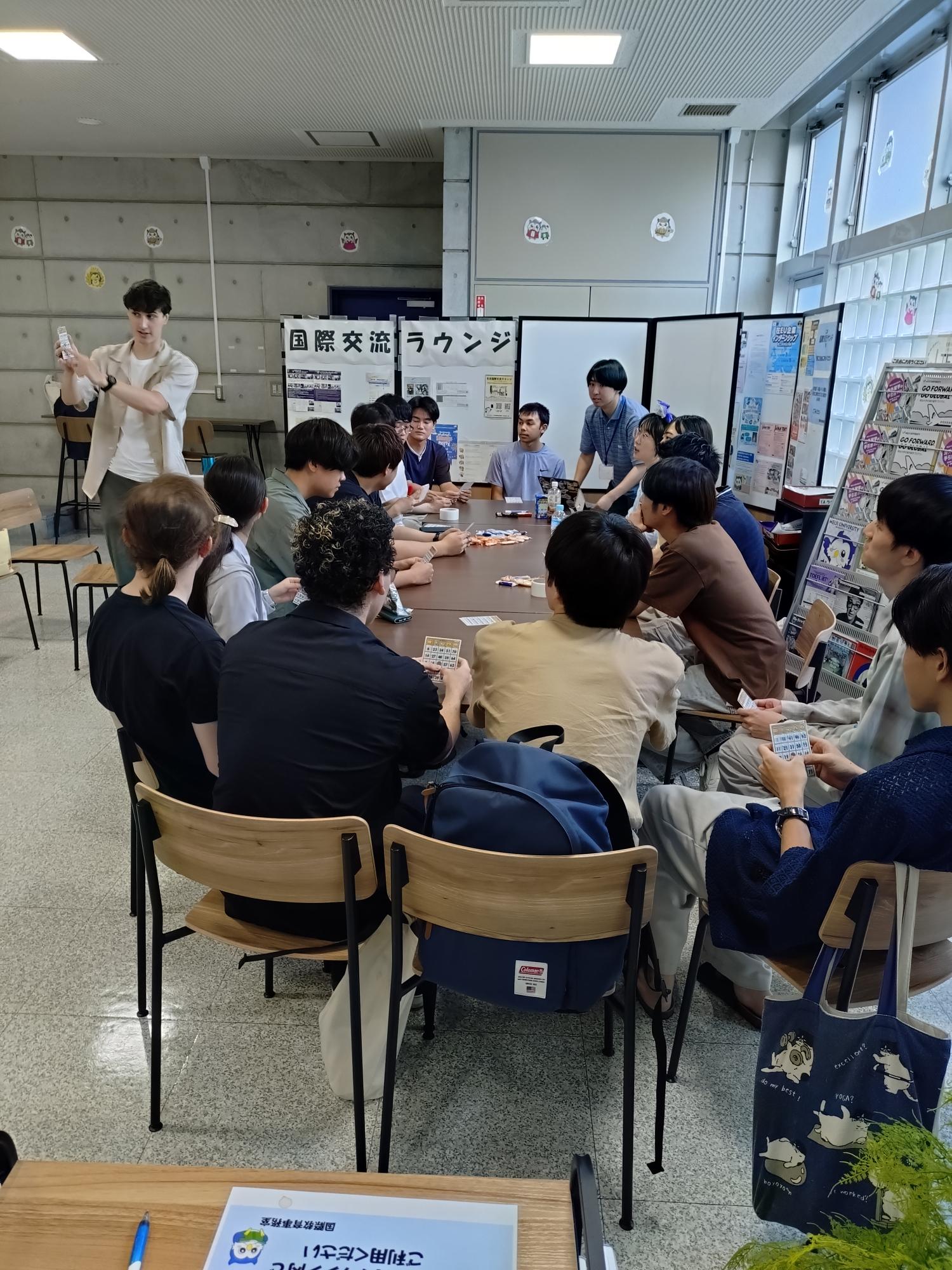 ビンゴゲームの様子