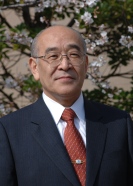 学長 納谷廣美