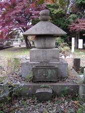 河田左久馬墓（東京・多磨霊園） 