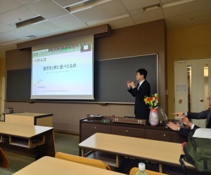 坂下先生の講演の様子