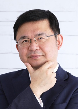 加藤 徹　研究科長