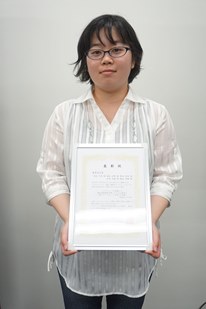 先端メディアサイエンス学科4年　　濱永千佳さん（菊池浩明研究室）