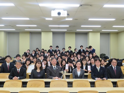 参加学生の集合写真