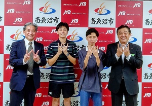 南魚沼・林茂男市長と川島ゼミの学生