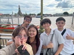 小グループでの市内観光（1）