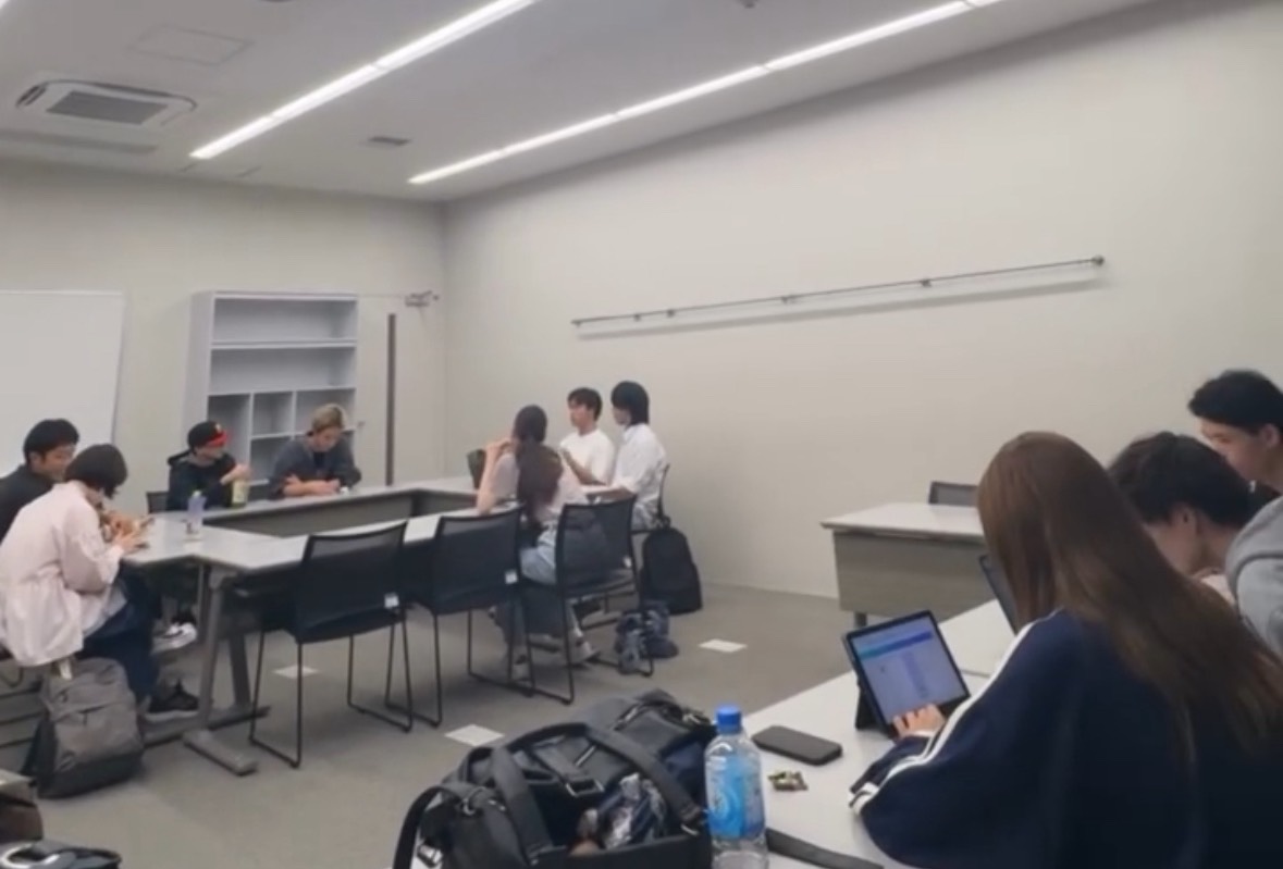 ゼミでの打合せの様子