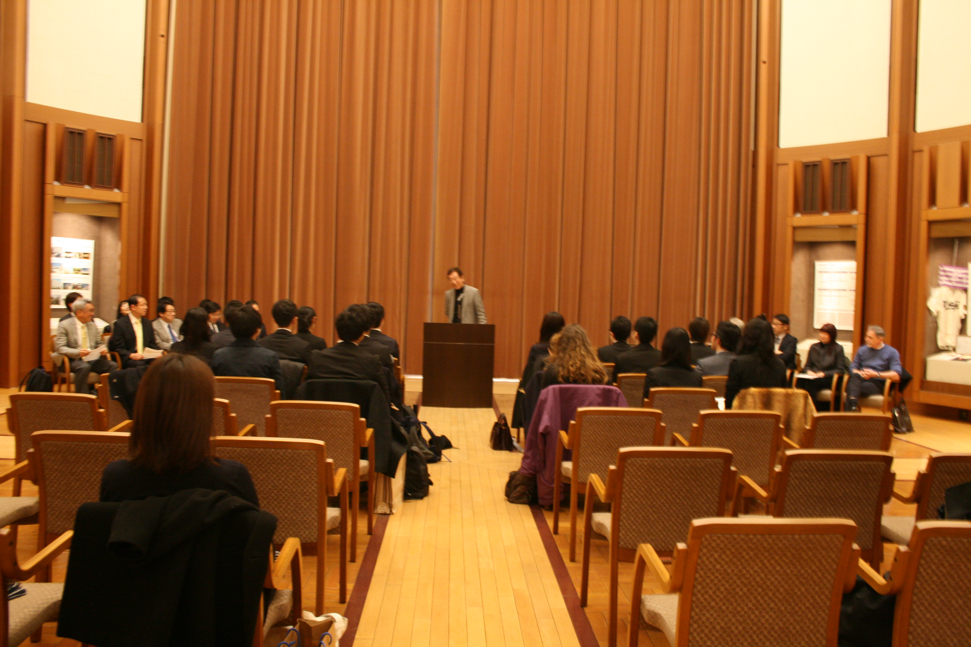 懸賞論文審査委員長による祝辞