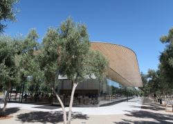 クパチーノ　Apple Park Visitor Center