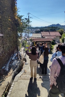 街歩きをしながら再生物件を巡る