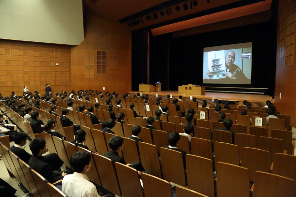 中3学年「学年学級活動」が行われました