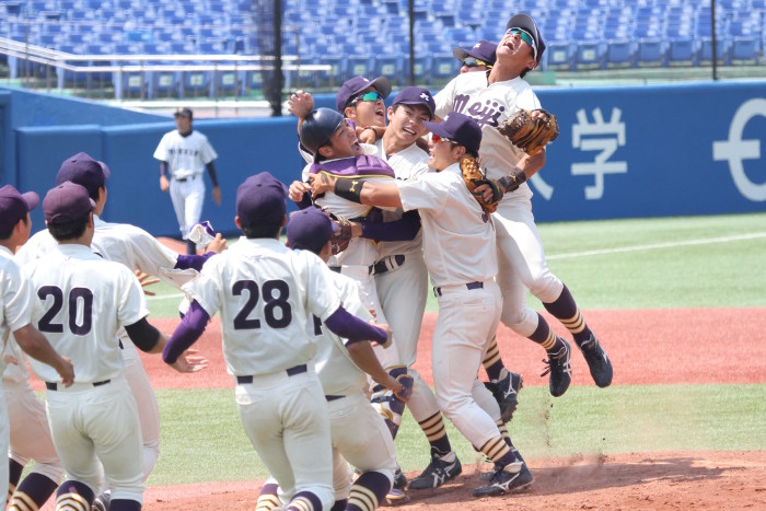 5月の“暑く”て“熱い”1日。六大学野球優勝の瞬間を取材しました