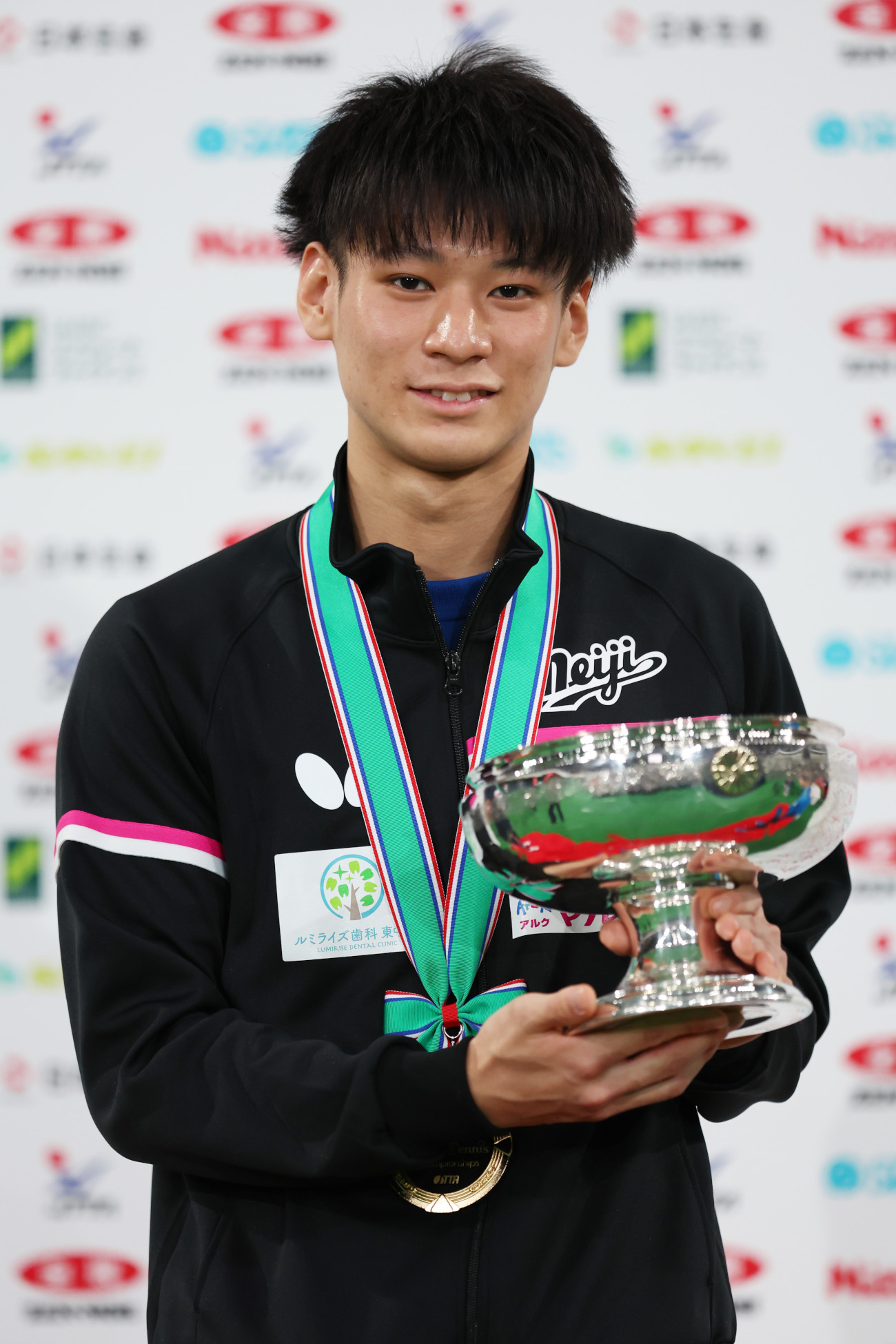 男子シングルスでも優勝した戸上選手（写真：森田直樹/アフロスポーツ）