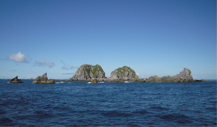 東京都神津恩馳島：38,000年前，ヒト，神津島に到達　（撮影：島田和高）