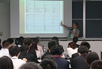 宮本国際日本学部准教授による模擬授業