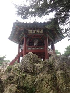 扶余（プヨ）百済の山城跡　落花岩