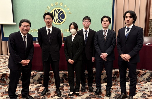 日本記者クラブで行われたベネズエラのイシカワ駐日大使の会見に参加