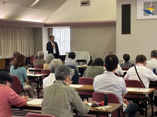 現代時事課程「日本政治の展開」講義の様子