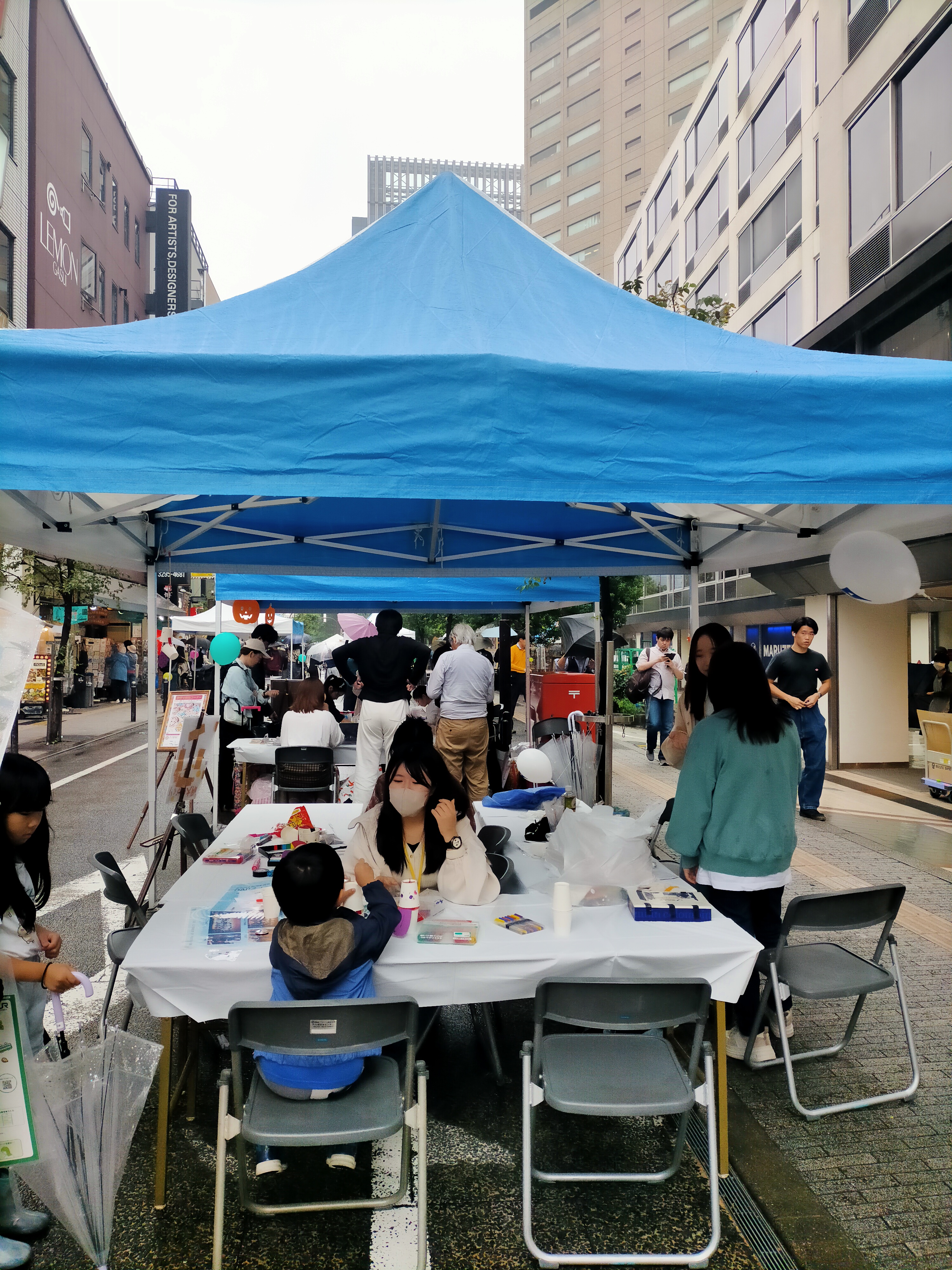 ワークショップでの子どもたちと道場生