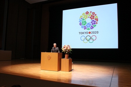 オリンピックの魅力を語る竹田会長