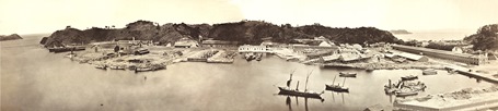 横須賀造船所全景　1869年　エミール・ド・モンゴルフィエ撮影　coll. Émile de Montgolfier　