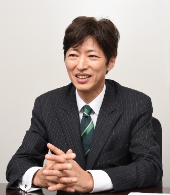 中野 晴啓 社長