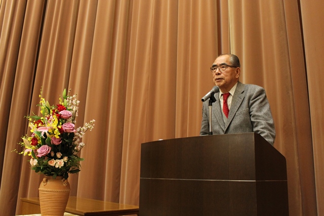 圭室文雄明治大学名誉教授による講演