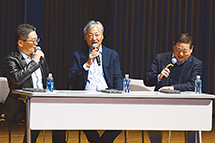 講師を務めた広告研究部ＯＢの３人（左から）安藤氏、小沼氏、東氏