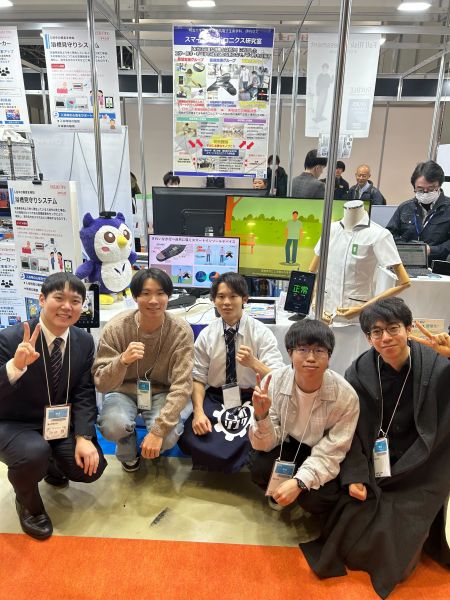 伊丹研究室のメンバー