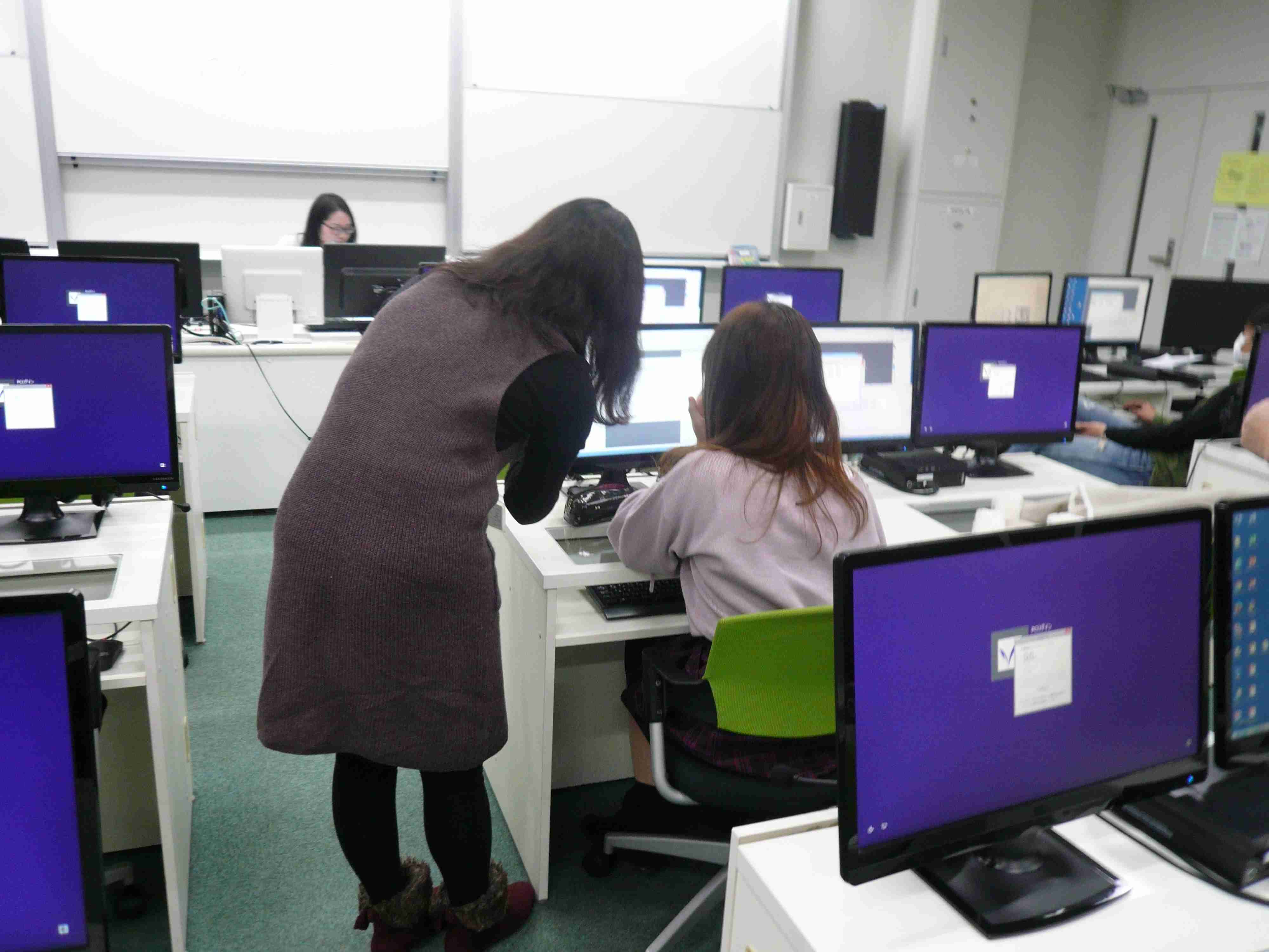 わからないところは気軽に質問できます